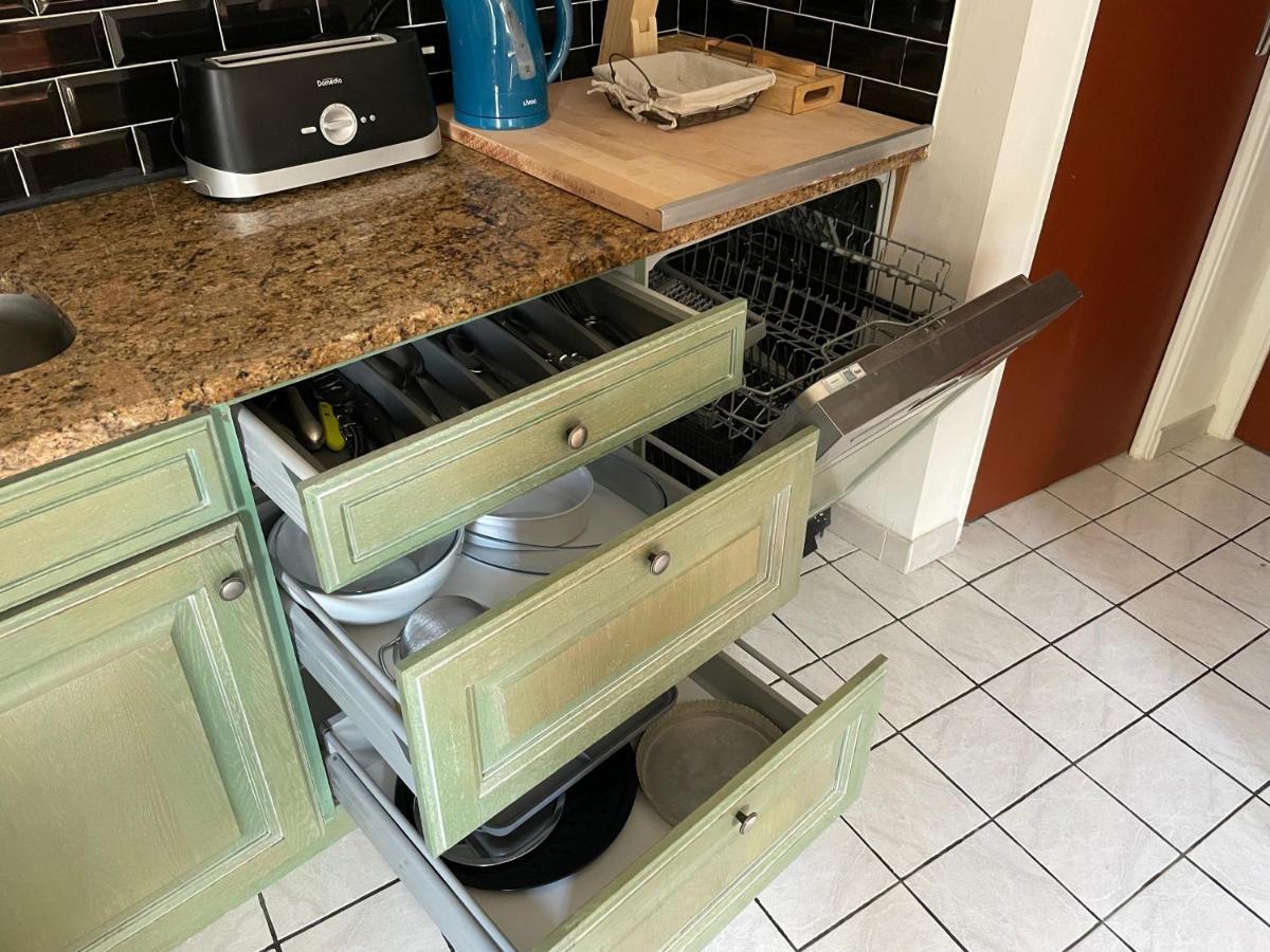 Maison De Jardin - Confort, Commodite, Bien Equipe Livarot-Pays-d'Auge Luaran gambar