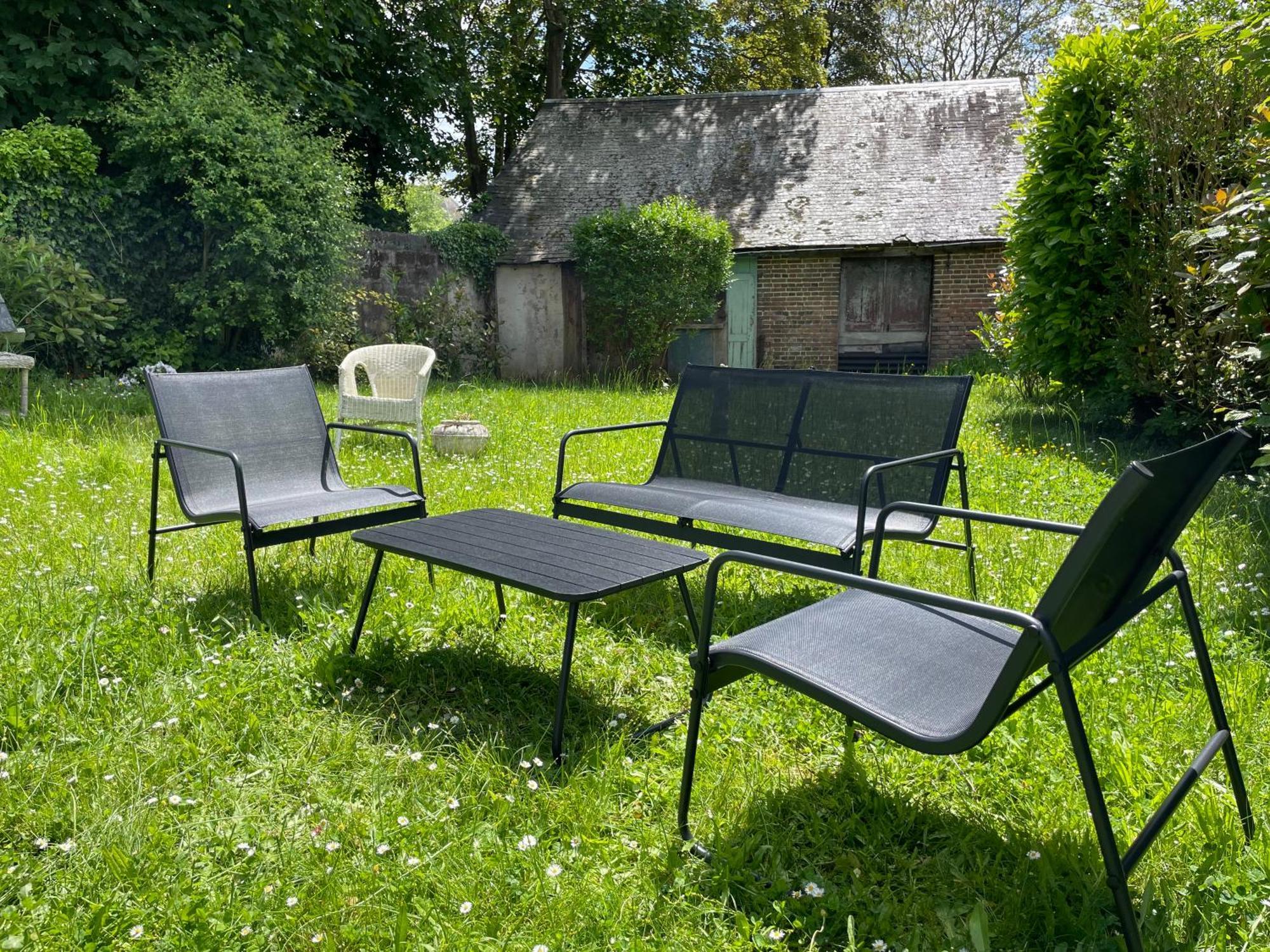 Maison De Jardin - Confort, Commodite, Bien Equipe Livarot-Pays-d'Auge Luaran gambar