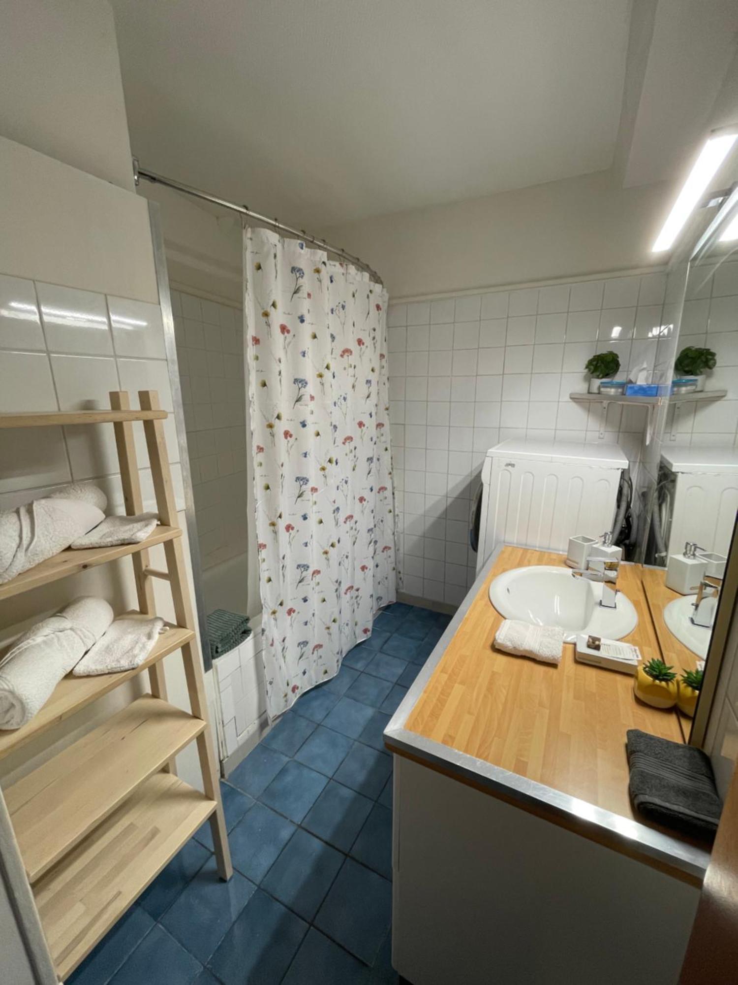 Maison De Jardin - Confort, Commodite, Bien Equipe Livarot-Pays-d'Auge Luaran gambar