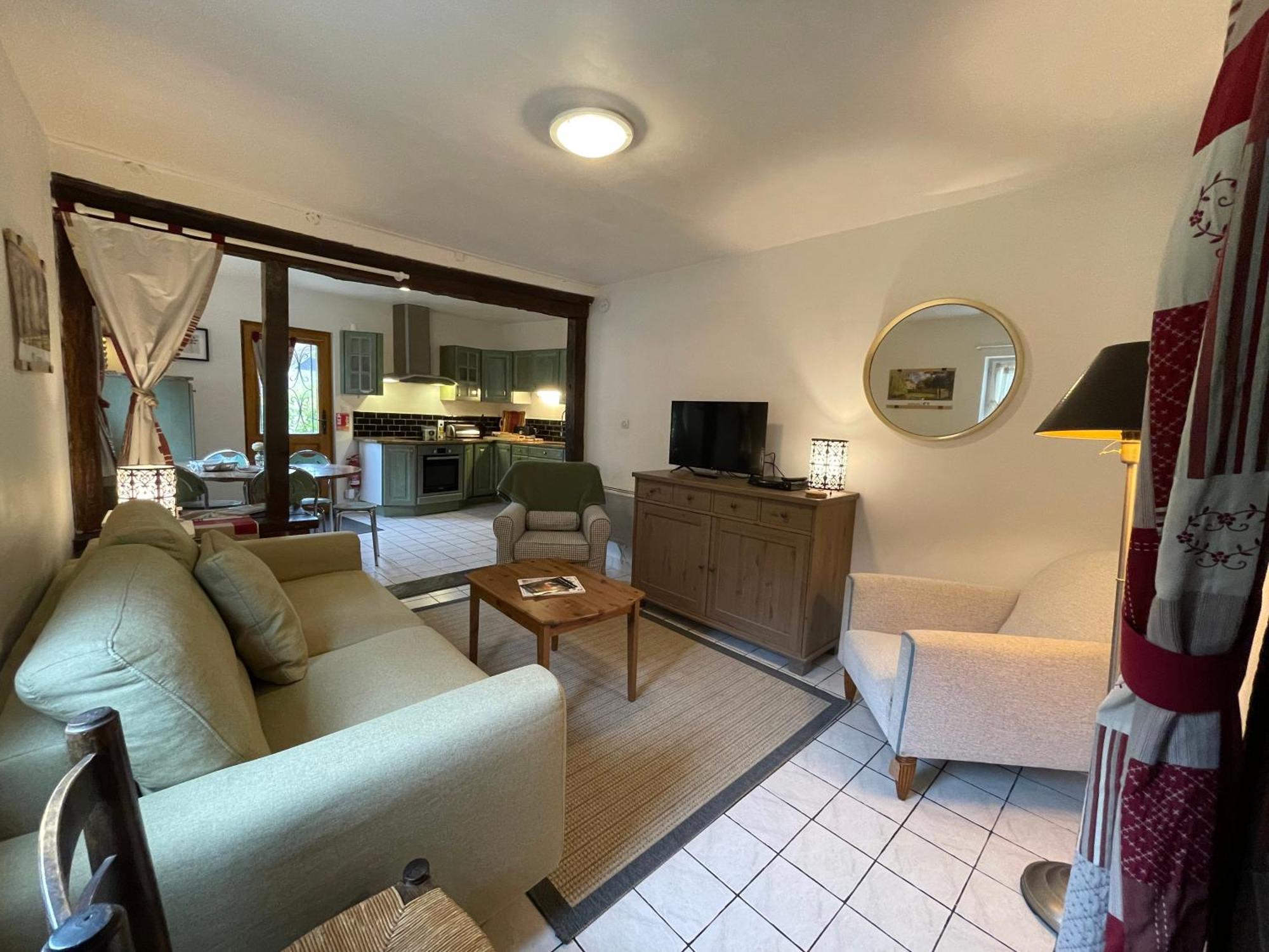 Maison De Jardin - Confort, Commodite, Bien Equipe Livarot-Pays-d'Auge Luaran gambar